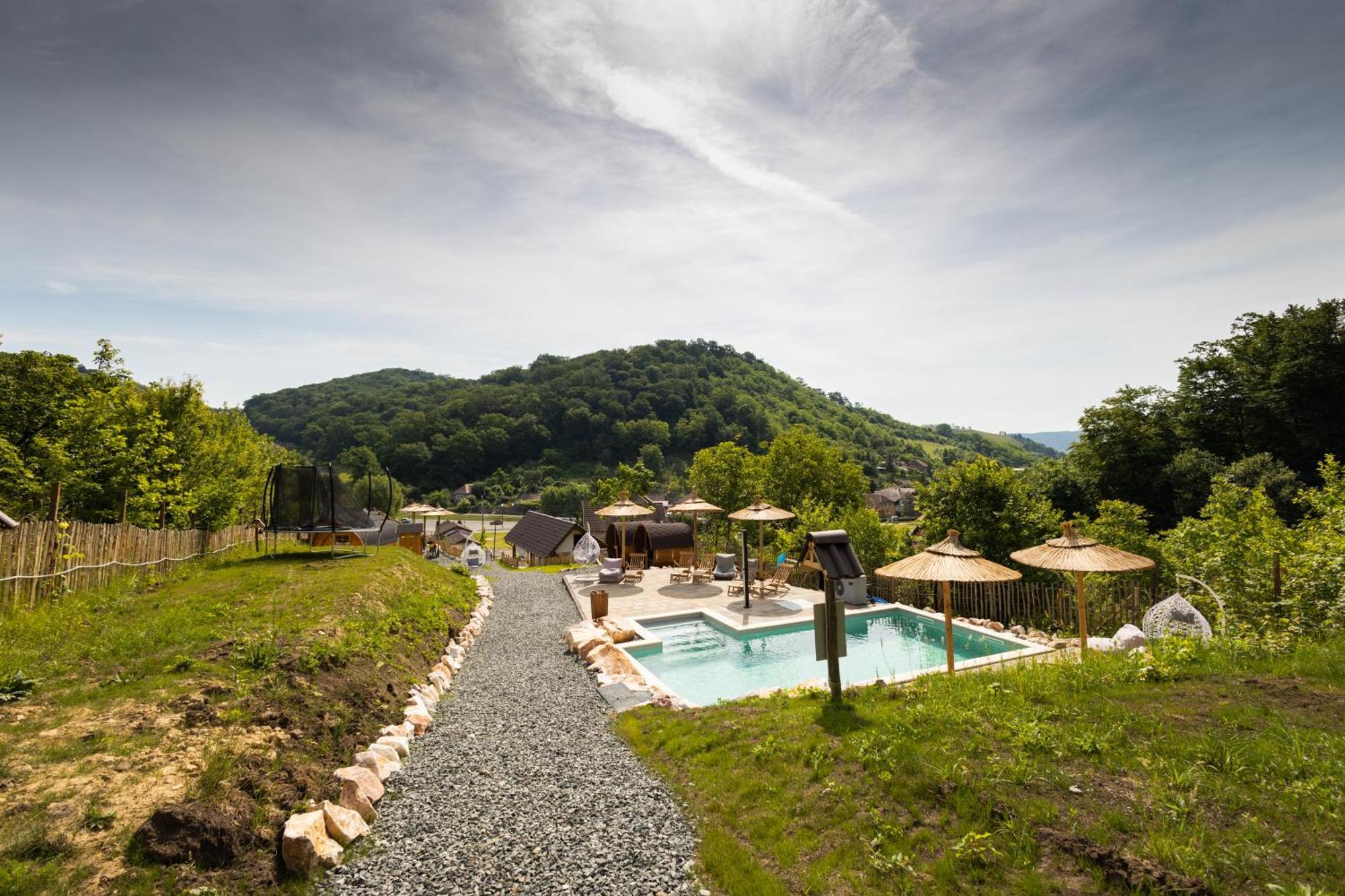 Complex Butoaiele Transilvaniei - Cazare & Spa - Natura - Relaxare Mediaş Exterior foto